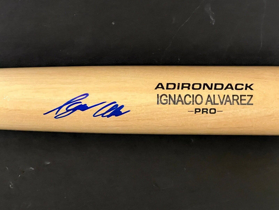 Ignacio Alvarez Braves Auto Signed Engraved Bat Beckett Witness Hologram Blonde